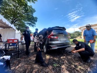 PT MPM Rent menggelar uji emisi dan pemeriksaan kendaraan di Jalan Pahlawan Seribu, tepatnya dekat ITC BSD, Kamis (30/10). (tangselpis.id/rmn)