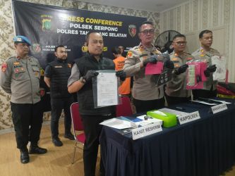 Polsek Serpong gelar jumpa Pers terkait pengungkapan kasus kekerasan dalam rumah tangga yang dialami warga Serpong.