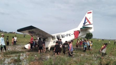 Pesawat Cessna registrasi PK-WMP jatuh di Karawang. Foto : Ist