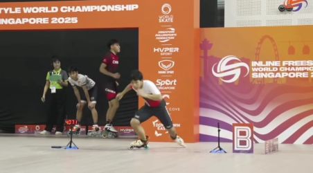 Muhammad Farrel Irawan meraih medali perunggu di Inline Freestyle World Championship (IFWC) Singapura. Foto : Ist