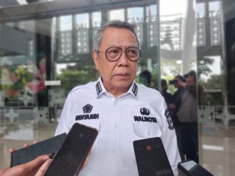 Wali Kota Tangsel Benyamin Davnie. Foto : Ist