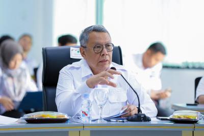 Wali Kota Tangsel, Benyamin Davnie menyebut bakal mempersiapkan strategi guna menghadapi dampak konflik global.