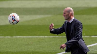 Zinedine Zidane digadang-gadang akan tangani Timnas Prancis. Foto : Ist