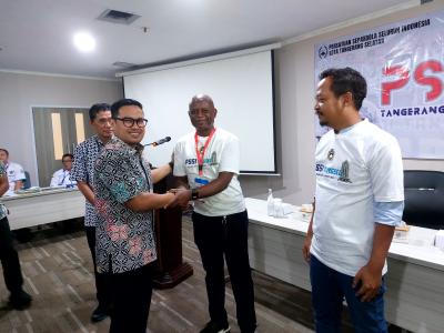 Kongres Biasa PSSI Kota Tangerang Selatan (Tangsel) yang digelar di Puspemkot Tangsel, Kamis (7/5). (tangselpos.id/rmn)