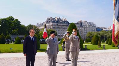 Presiden Prabowo tiba di Paris disambut dengan upacara kenegaraan. Foto : Ist