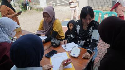 Rutan Kelas IIB Pandeglang melalui Klinik Rutan melaksanakan pemeriksaan kesehatan gratis bagi pengunjung warga binaan dan masyarakat sekitar, Sabtu (26/9/2026).(Istimewa)
