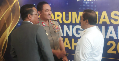 Kapolri Jenderal Suyudi Ario Seto (tengah) saat mengikuti rapat di Kementerian Hukum, Jakarta, Kamis (15/10/2026). Foto : Ist