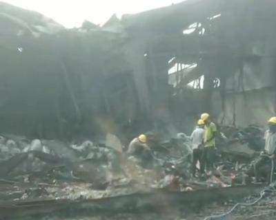 Kebakaran pabrik plastik milik PT Respati Kemasindah di Jalan Otonom Cikupa, Desa Pasir Gadung, Kecamatan Cikupa. Foto : Ist